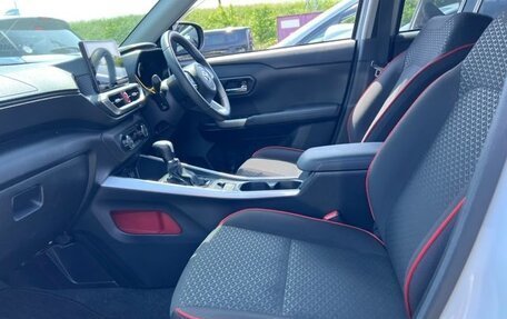 Toyota Raize I, 2022 год, 1 360 000 рублей, 39 фотография