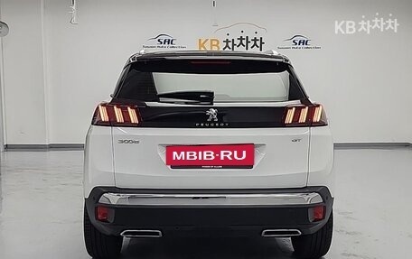 Peugeot 3008 II, 2022 год, 2 200 000 рублей, 4 фотография