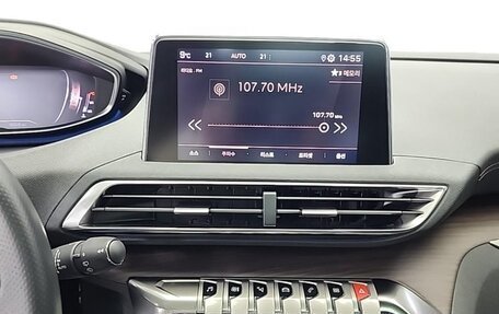 Peugeot 3008 II, 2022 год, 2 200 000 рублей, 10 фотография