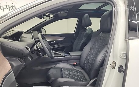 Peugeot 3008 II, 2022 год, 2 200 000 рублей, 11 фотография