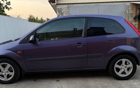 Ford Fiesta, 2006 год, 410 000 рублей, 1 фотография