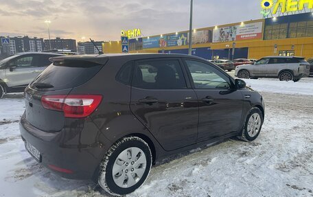 KIA Rio III рестайлинг, 2015 год, 900 000 рублей, 5 фотография