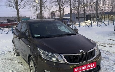 KIA Rio III рестайлинг, 2015 год, 900 000 рублей, 7 фотография