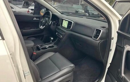 KIA Sportage IV рестайлинг, 2018 год, 2 400 000 рублей, 7 фотография