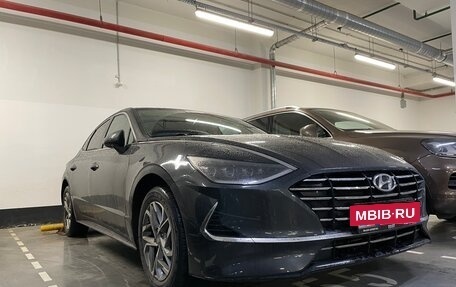 Hyundai Sonata VIII, 2020 год, 2 400 000 рублей, 2 фотография