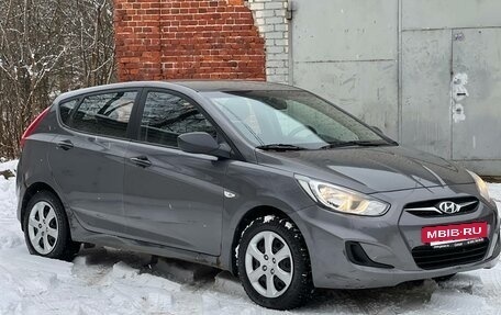 Hyundai Solaris II рестайлинг, 2012 год, 650 000 рублей, 2 фотография