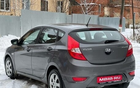 Hyundai Solaris II рестайлинг, 2012 год, 650 000 рублей, 8 фотография