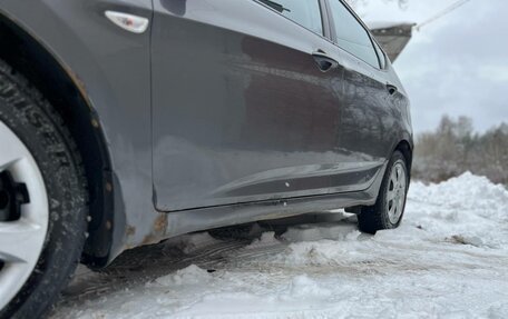 Hyundai Solaris II рестайлинг, 2012 год, 650 000 рублей, 13 фотография