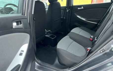 Hyundai Solaris II рестайлинг, 2012 год, 650 000 рублей, 18 фотография