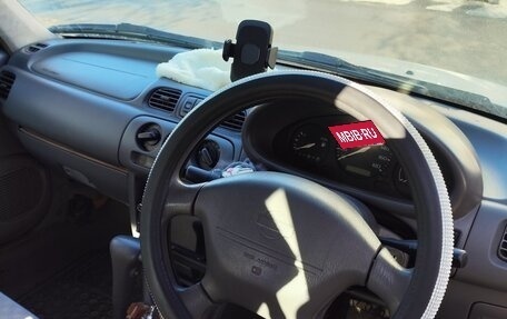 Nissan March II, 2001 год, 120 000 рублей, 5 фотография