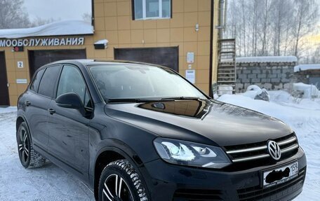 Volkswagen Touareg III, 2011 год, 1 750 000 рублей, 4 фотография