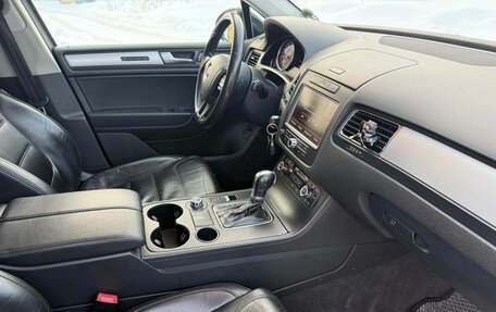 Volkswagen Touareg III, 2011 год, 1 750 000 рублей, 5 фотография