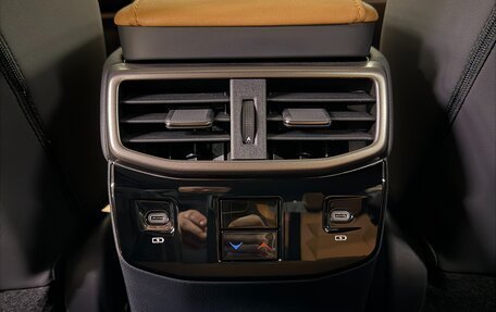 Lexus RX IV рестайлинг, 2025 год, 8 199 000 рублей, 30 фотография