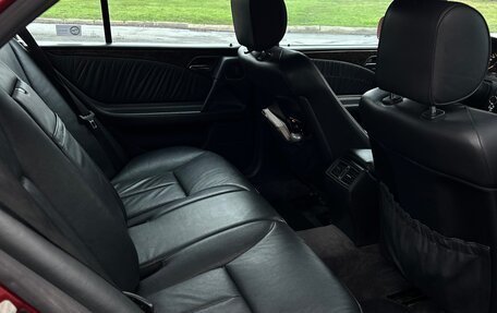 Mercedes-Benz E-Класс, 1996 год, 750 000 рублей, 9 фотография