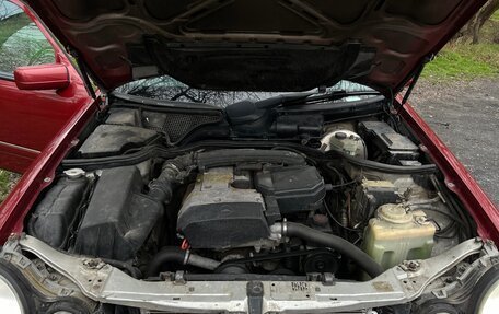 Mercedes-Benz E-Класс, 1996 год, 750 000 рублей, 10 фотография