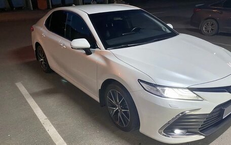 Toyota Camry, 2021 год, 3 300 000 рублей, 8 фотография