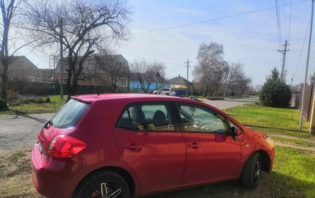 Toyota Auris II, 2008 год, 650 000 рублей, 3 фотография