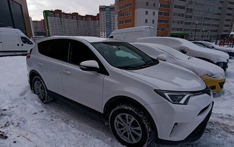 Toyota RAV4, 2018 год, 2 150 000 рублей, 2 фотография