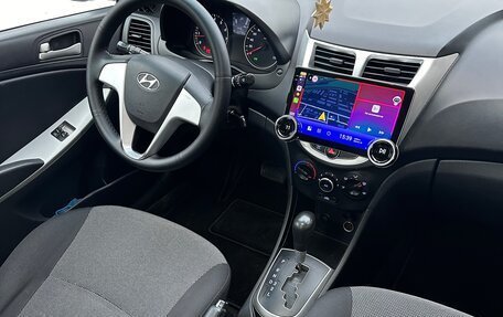 Hyundai Solaris II рестайлинг, 2013 год, 899 000 рублей, 22 фотография