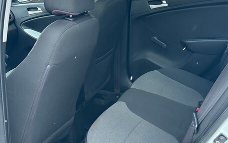 Hyundai Solaris II рестайлинг, 2013 год, 899 000 рублей, 19 фотография