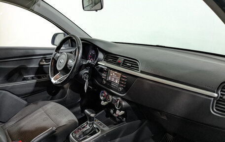 KIA Rio IV, 2019 год, 825 000 рублей, 12 фотография