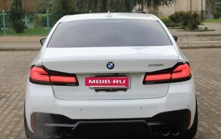 BMW 5 серия, 2023 год, 3 200 000 рублей, 10 фотография