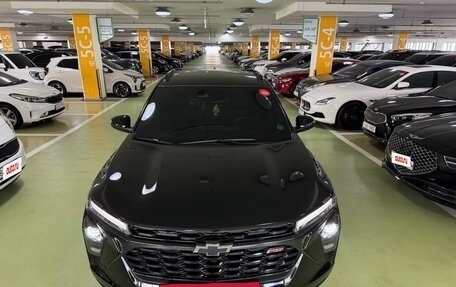 Chevrolet Trax, 2023 год, 1 790 000 рублей, 3 фотография