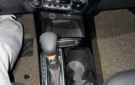 Chevrolet Trax, 2023 год, 1 790 000 рублей, 7 фотография