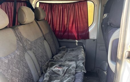 Opel Vivaro A рестайлинг, 2005 год, 870 000 рублей, 8 фотография