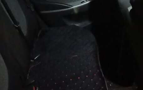 Hyundai Solaris II рестайлинг, 2011 год, 650 000 рублей, 13 фотография