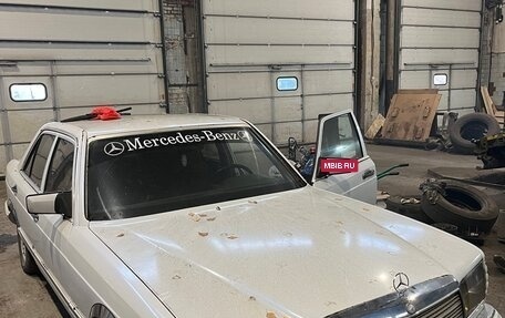 Mercedes-Benz S-Класс, 1981 год, 600 000 рублей, 4 фотография