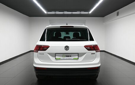 Volkswagen Tiguan II, 2019 год, 2 445 000 рублей, 4 фотография