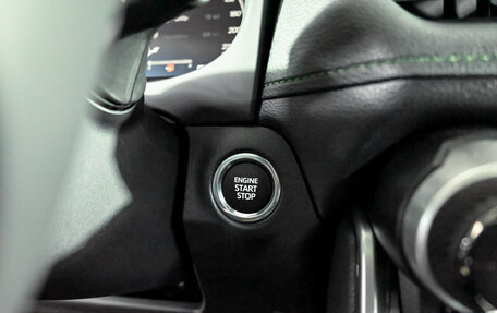 Toyota RAV4, 2025 год, 4 225 000 рублей, 14 фотография