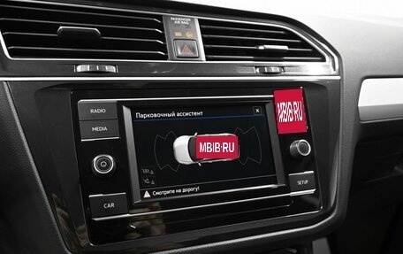 Volkswagen Tiguan II, 2019 год, 2 445 000 рублей, 16 фотография