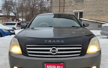 Nissan Teana, 2005 год, 650 000 рублей, 1 фотография