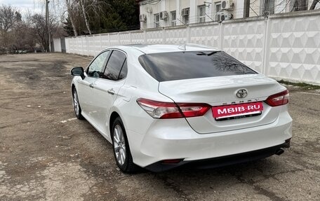 Toyota Camry, 2019 год, 2 550 000 рублей, 8 фотография