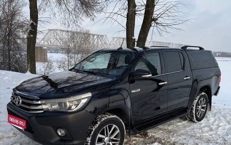 Toyota Hilux VIII, 2018 год, 3 499 999 рублей, 7 фотография