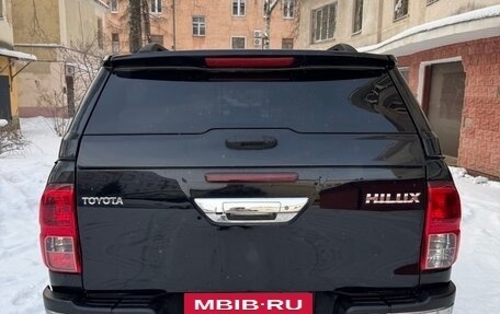 Toyota Hilux VIII, 2018 год, 3 499 999 рублей, 6 фотография