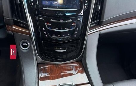 Cadillac Escalade IV, 2016 год, 4 250 000 рублей, 3 фотография