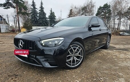 Mercedes-Benz E-Класс, 2020 год, 4 500 000 рублей, 3 фотография