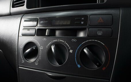 Toyota Corolla, 2003 год, 520 000 рублей, 14 фотография