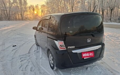 Honda Freed I, 2012 год, 890 000 рублей, 6 фотография