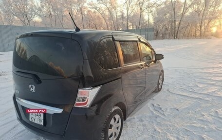 Honda Freed I, 2012 год, 890 000 рублей, 2 фотография