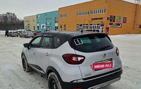 Renault Kaptur I рестайлинг, 2017 год, 900 000 рублей, 4 фотография