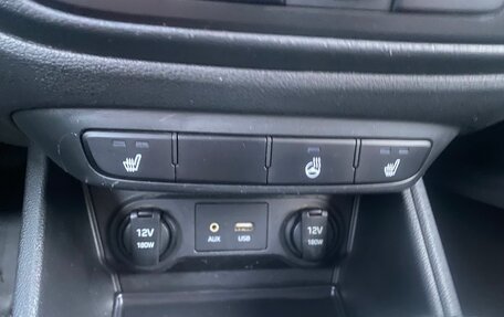 Hyundai Solaris II рестайлинг, 2018 год, 990 000 рублей, 10 фотография