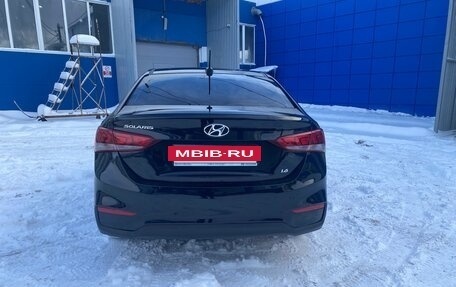 Hyundai Solaris II рестайлинг, 2018 год, 990 000 рублей, 5 фотография