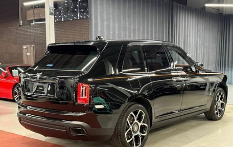 Rolls-Royce Cullinan, 2022 год, 39 990 000 рублей, 4 фотография