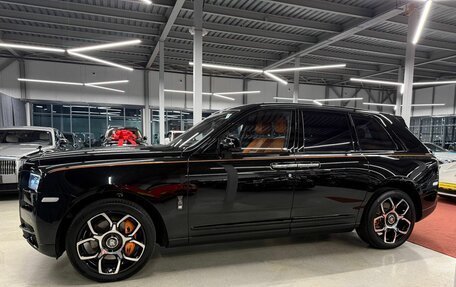 Rolls-Royce Cullinan, 2022 год, 39 990 000 рублей, 7 фотография
