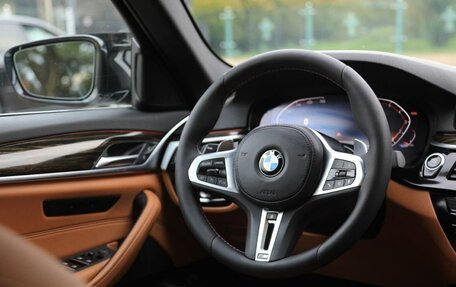 BMW 5 серия, 2023 год, 3 200 000 рублей, 7 фотография