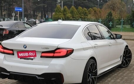 BMW 5 серия, 2023 год, 3 200 000 рублей, 5 фотография